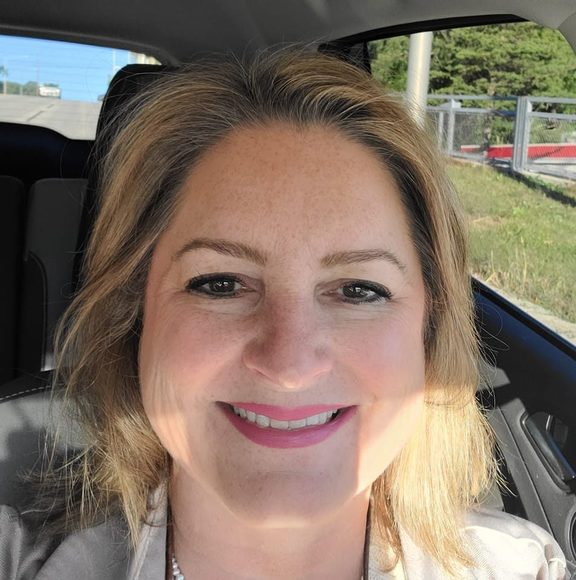 Meet your Posher, Gail - Picture 1 of 1